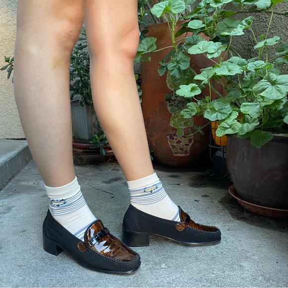 Vintage black/brown Stuart Weitzman canvas/patent leather loafers - Picture 6 of 16